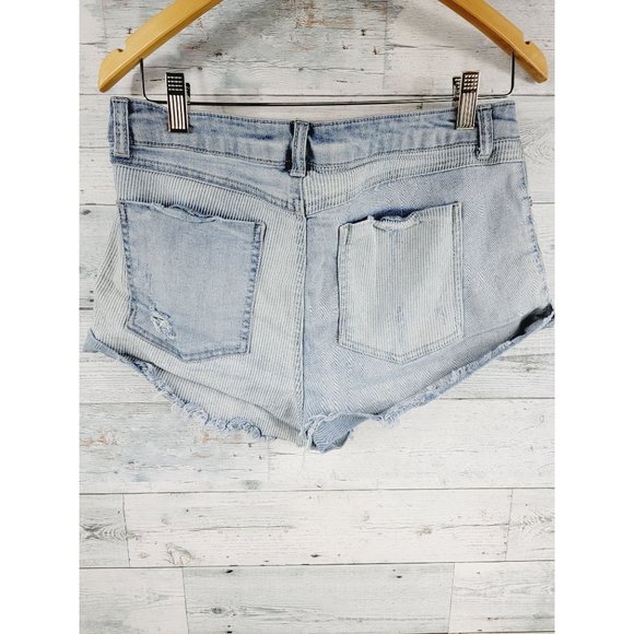 Distressed High Rise Denim Shorts Size 13 Waist 31 - Picture 2 of 7